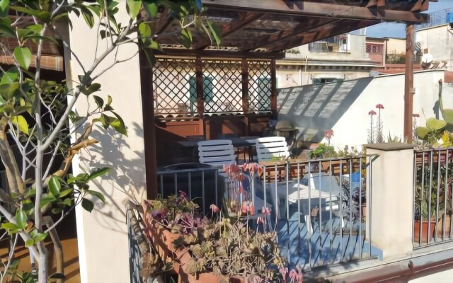 Zisa Flat with Terrace
