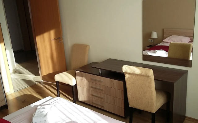 Apartments Mladost 1A-554