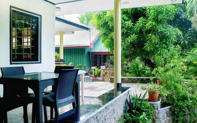 Lapasyans Self-Catering