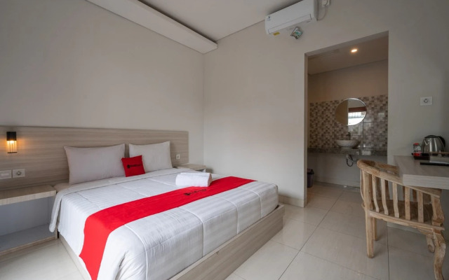 RedDoorz Plus @ Yasa’s Living Denpasa