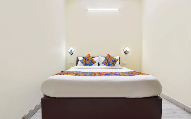 Fabhotel Silver Stay 04