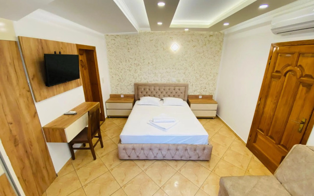 Apart Hotel Llolla