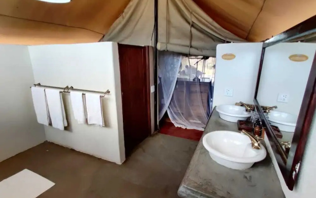 Honeyguide Khoka Moya Camp