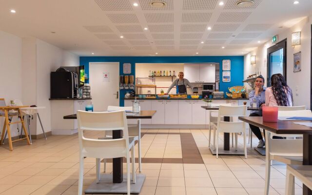 Zenitude Hôtel - Résidences Magny les Hameaux