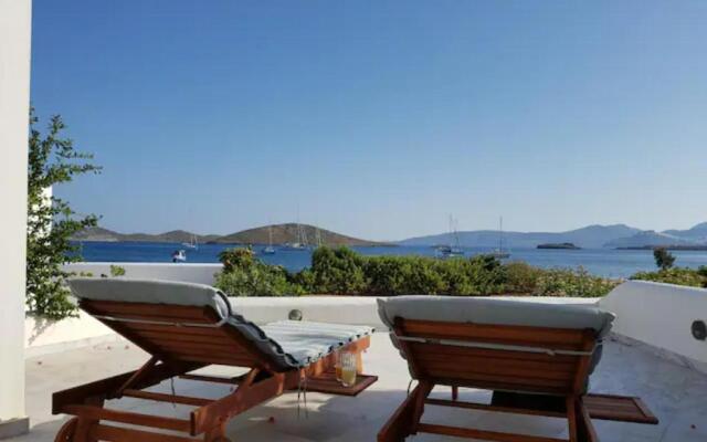 Cycladic Seaview Beach House - Andromeda