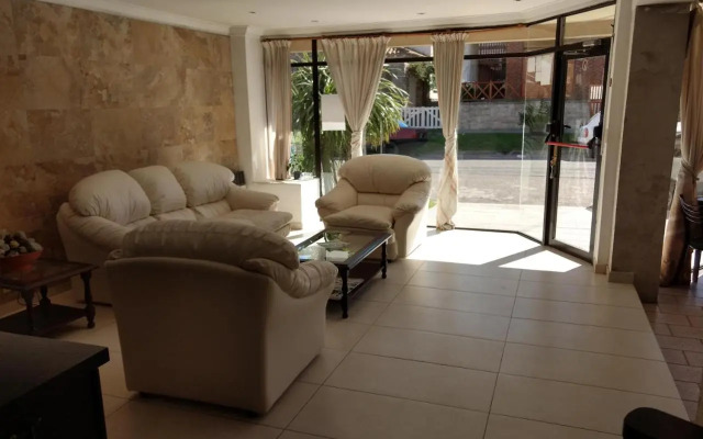Hotel Soleares