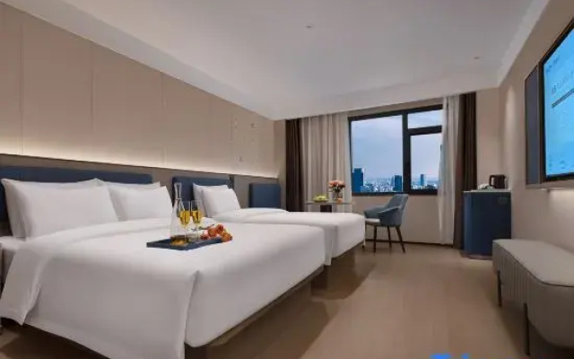 OKDAY Hotel (Railway Campus-CSU, Aier Eye Hospital Metro Station, Changsha)