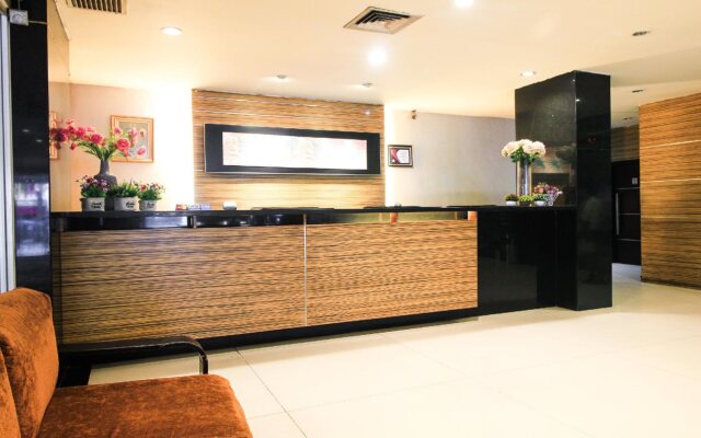 iShine Hotel