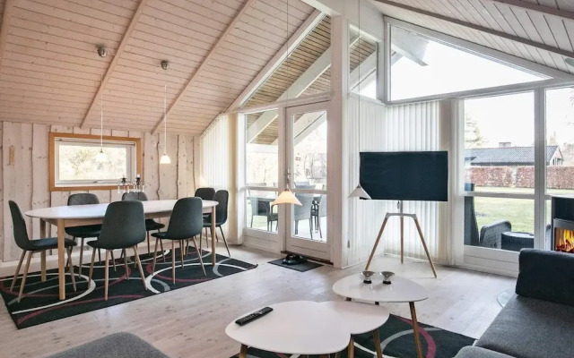6 Person Holiday Home in Asaa-by Traum