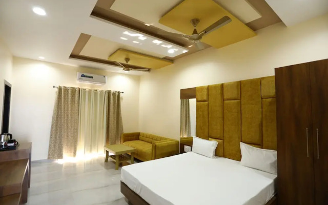 Ishwar Nain Hotel