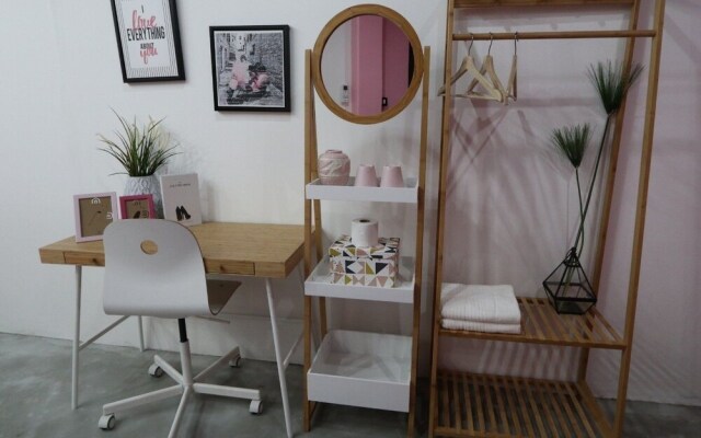 The Platform 3/4 Poshtel