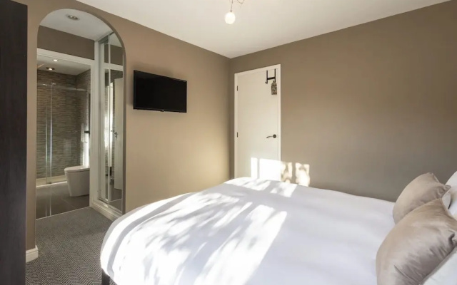 Host Stay Martinhoe