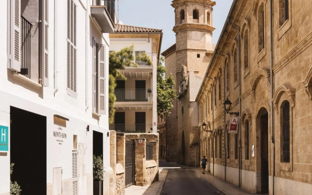 Boutique Hotel Petit Montisión