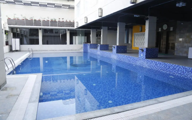 Silver Estate Resort