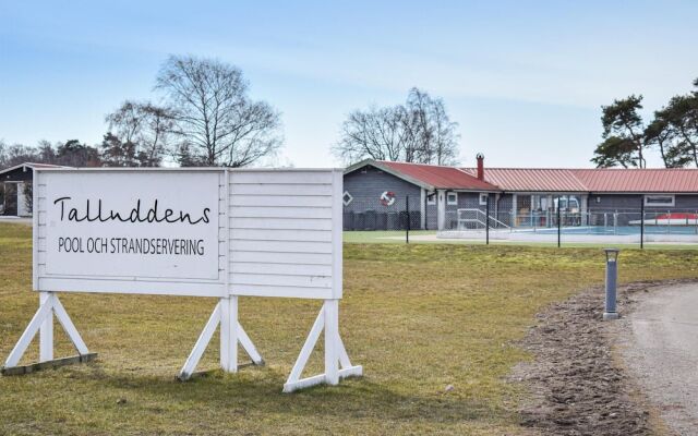 Stunning Apartment in Färjestaden With Wifi