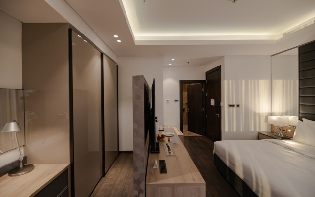Swiss-Belboutique Bneid Algar