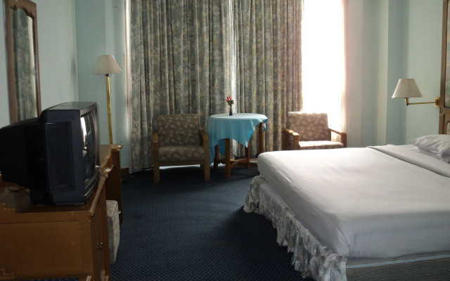 Diamond River Ping Petch-Ngam Hotel