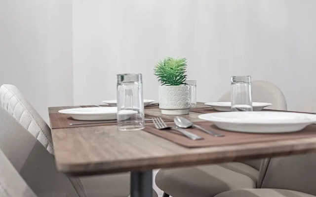 Fort York Suites