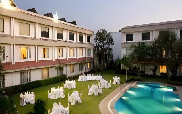 Hotel Express Residency - Jamnagar