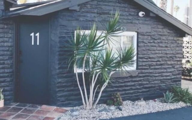 The Green Room Hotel