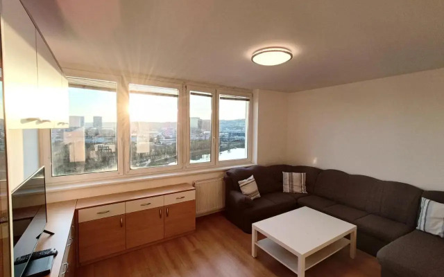 Koloseo residence. Free parking. Lake view.