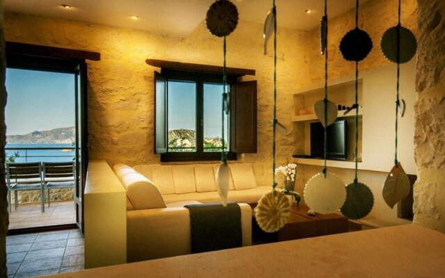 Exensian Villas Suites Family Suite With Private Pool