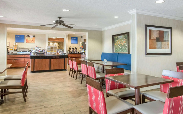 Comfort Inn Evansville East