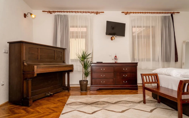 Musik Apartments Old Town