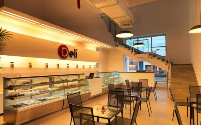 24 Tech Hotel