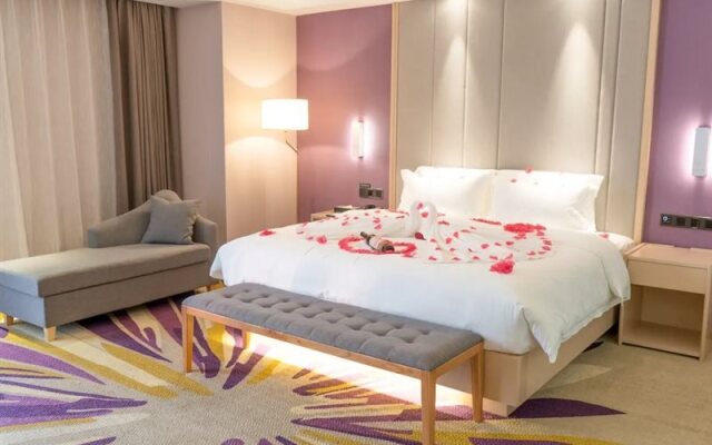 Lavande Hotel Wuhan Happy Valley Renhe Road Metro Station
