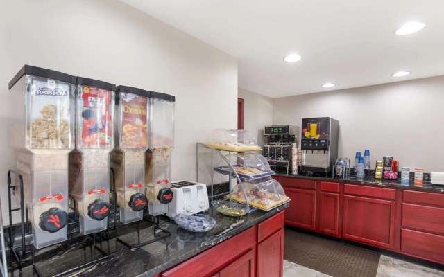 Econo Lodge Cave City