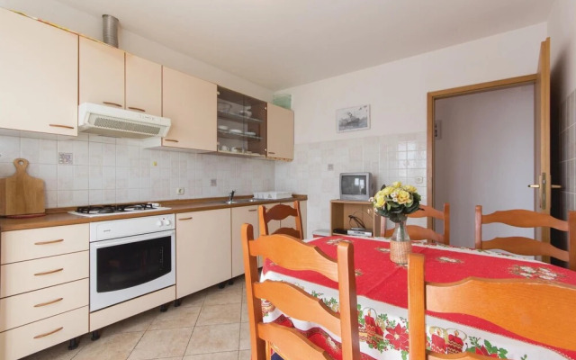 Amazing Apartment in Pula With 2 Bedrooms