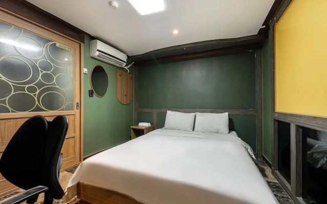 Incheon Hotel W
