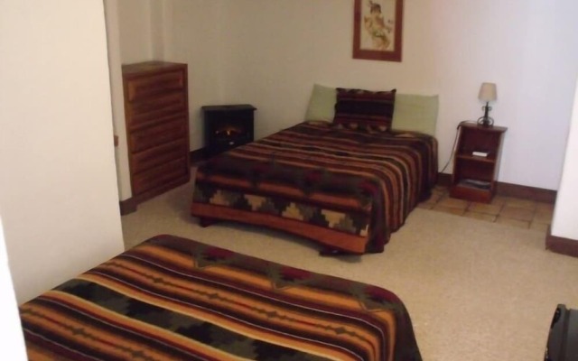 Amizette Inn and Restaurant