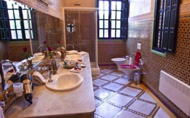 L Mansion Guest Palace
