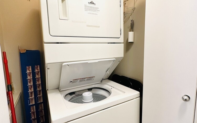 Luxurious One Bedroom Suite WindTower