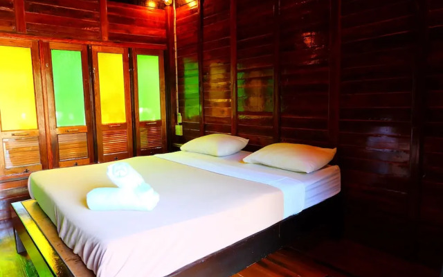 Lam Poh Beach Resort