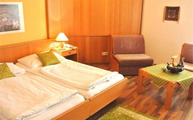 Parkhotel Neubauer