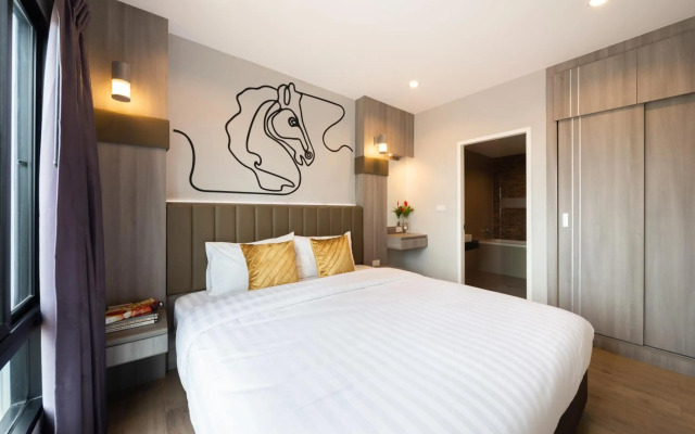 Horsehill Hotel Sriracha