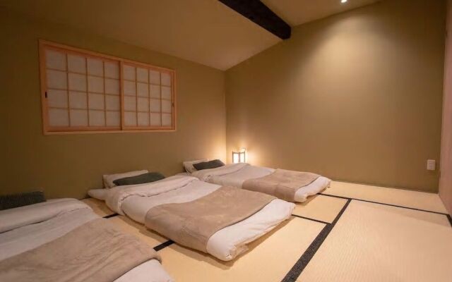 Tsuru Inn-Tsurumibashi