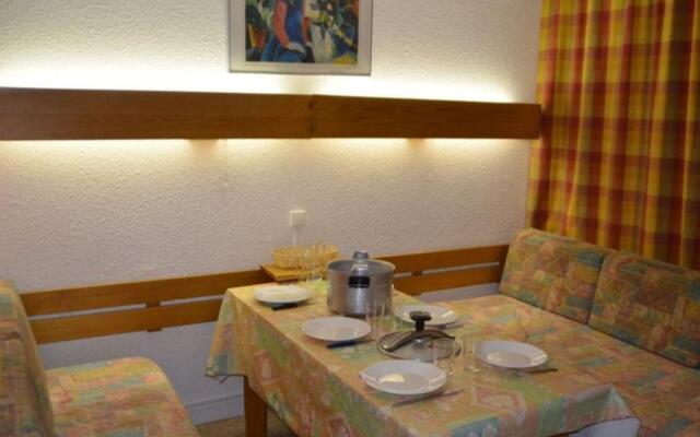 Appartement Les Menuires, 1 pièce, 4 personnes - FR-1-452-213