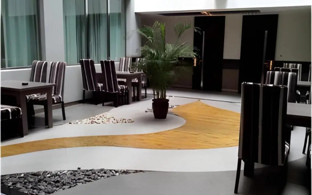 Fairyland Hotel (Kunming Hang Lung Plaza )