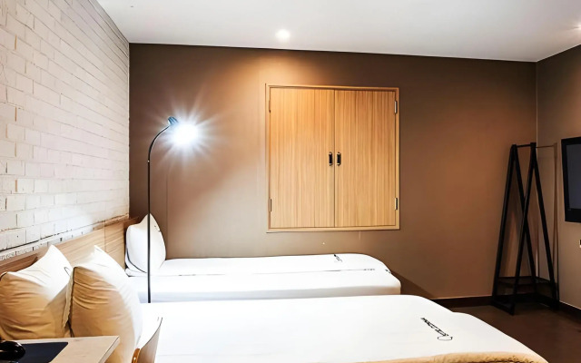 Busan Nampo-dong Comma