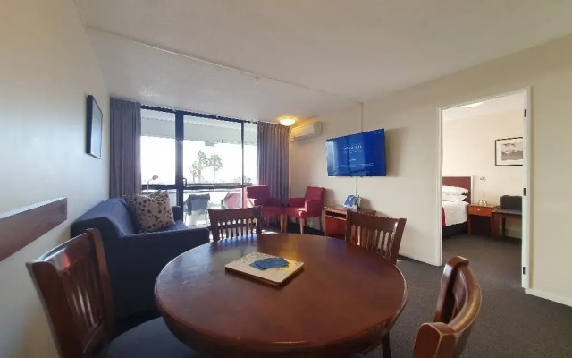 The Parnell Hotel & Conference Centre