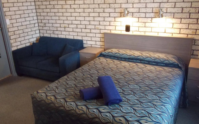 Cowra Crest Motel