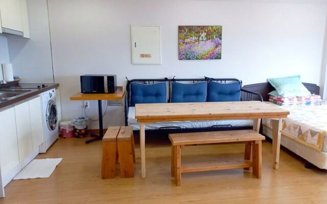 Aerang and Baebijang's House