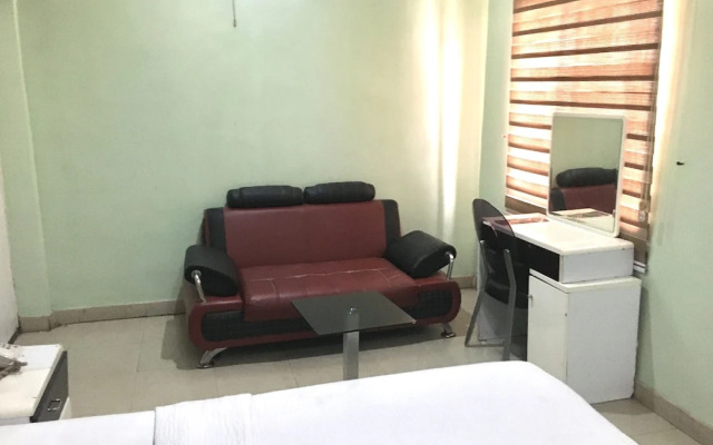 Zaaz Hotel
