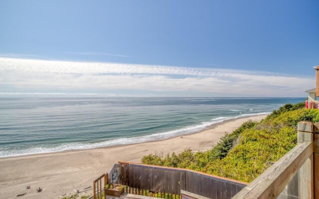Storm Watchers Pointe