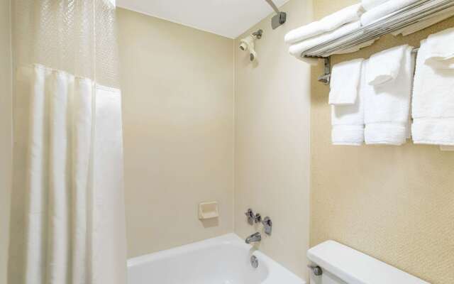 Ramada Limited Cockeysville