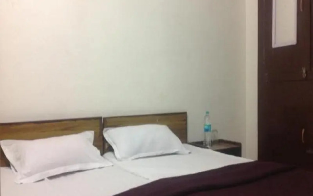 Agra Paying Guest House